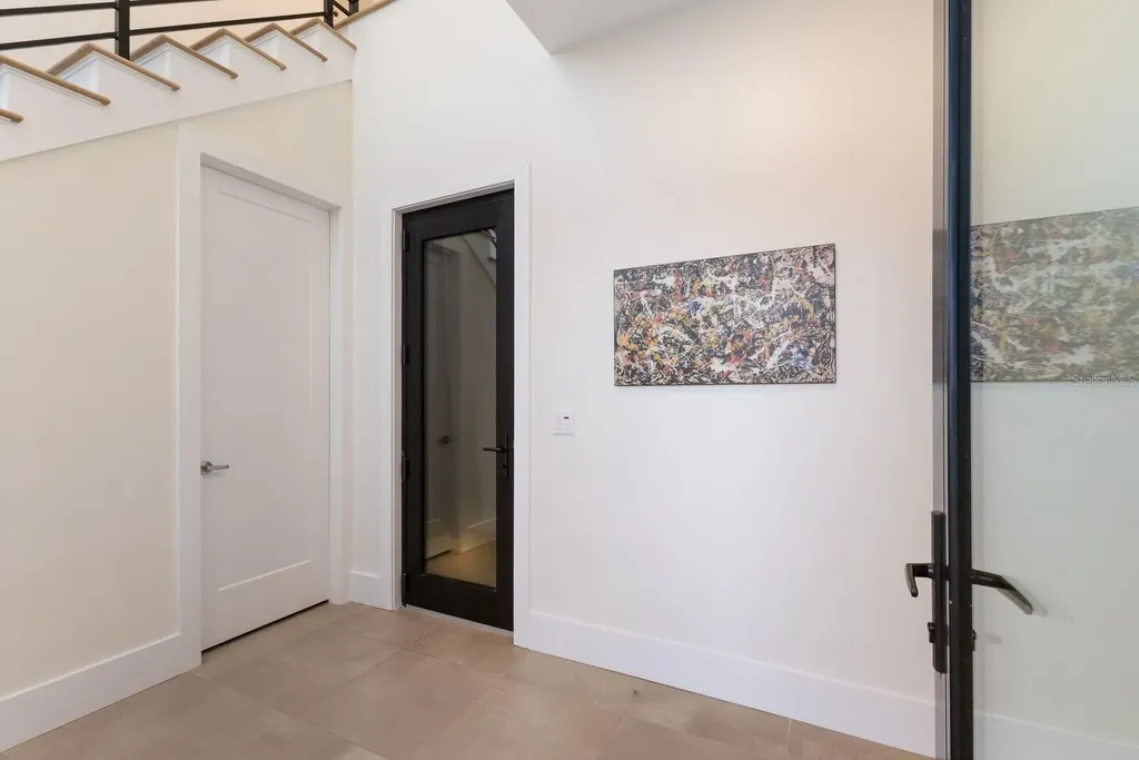 569 Rountree Drive Longboat Key FL 34228