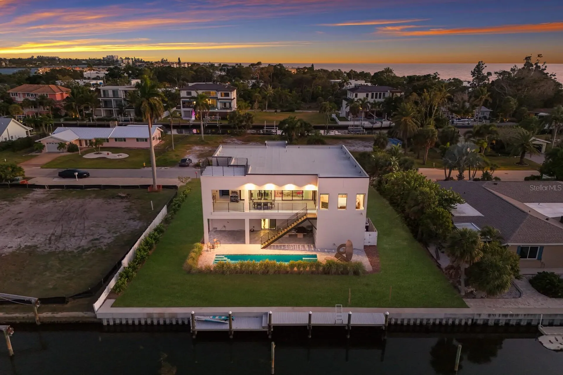 569 Rountree Drive Longboat Key FL 34228