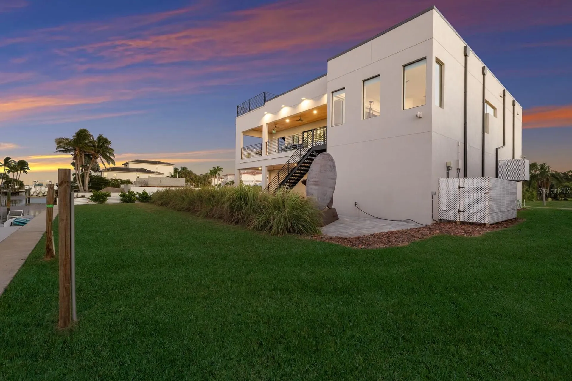 569 Rountree Drive Longboat Key FL 34228