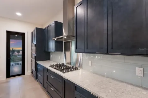 569 Rountree Drive Longboat Key FL 34228