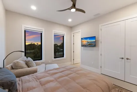 569 Rountree Drive Longboat Key FL 34228