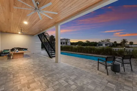 569 Rountree Drive Longboat Key FL 34228