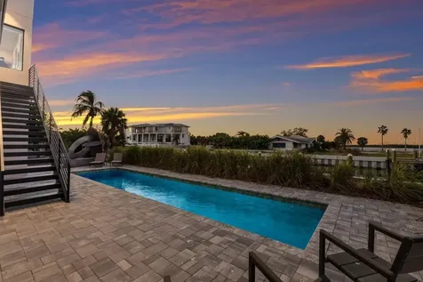 569 Rountree Drive Longboat Key FL 34228