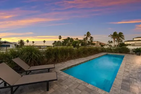 569 Rountree Drive Longboat Key FL 34228