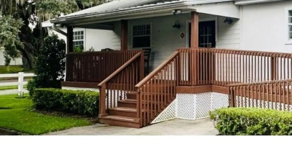 557 W Plant Street Winter Garden FL 34787