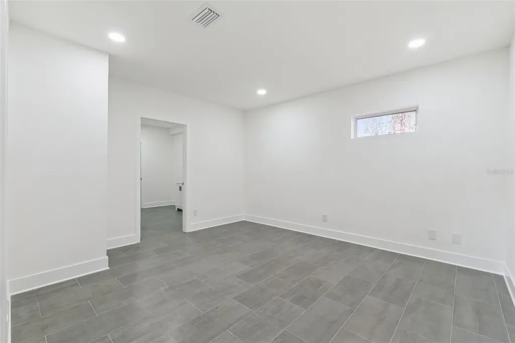 557 W Plant Street Winter Garden FL 34787