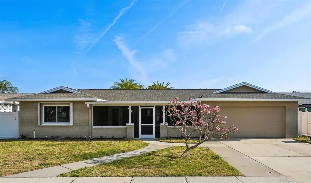 8417 Bay Pointe Drive Tampa FL 33615