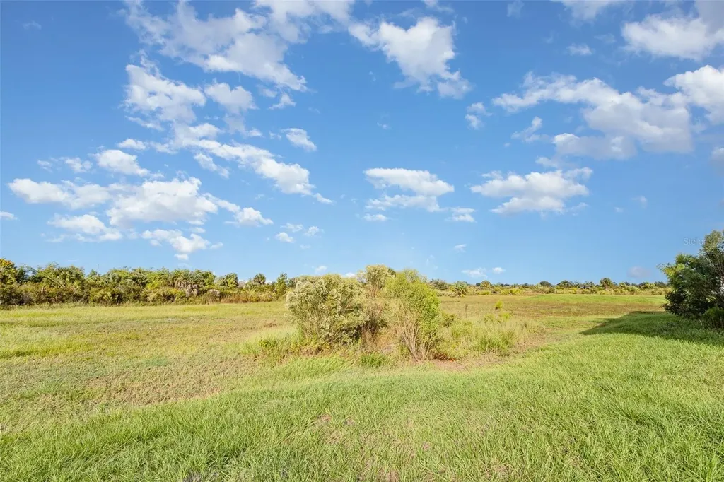 16423 NW 262nd Street Okeechobee FL 34972