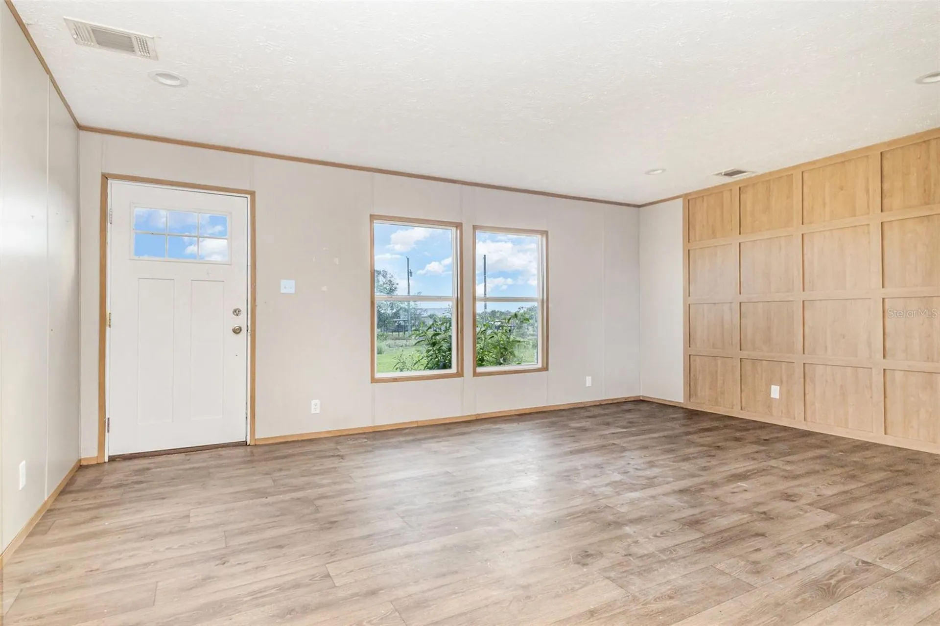 16423 NW 262nd Street Okeechobee FL 34972