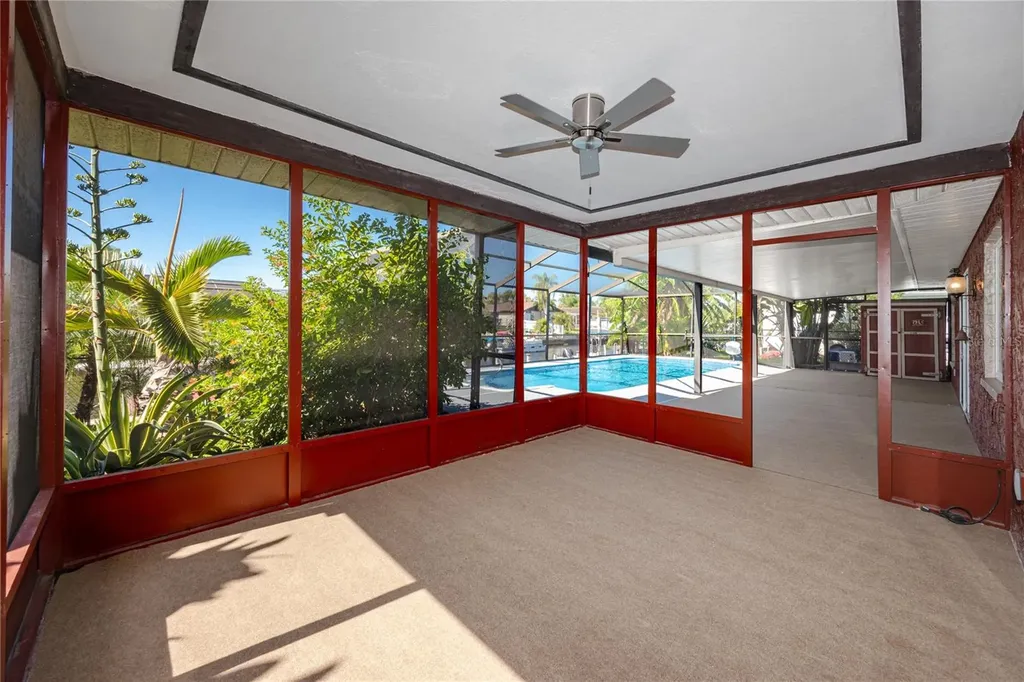 9817 San Sierra Way Port Richey FL 34668