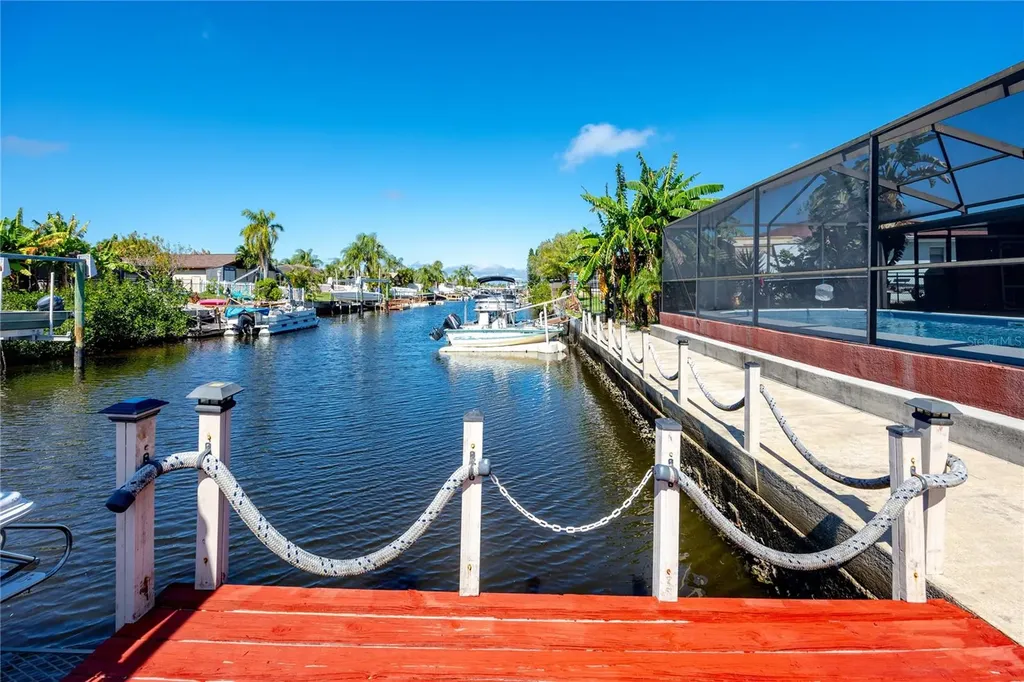 9817 San Sierra Way Port Richey FL 34668