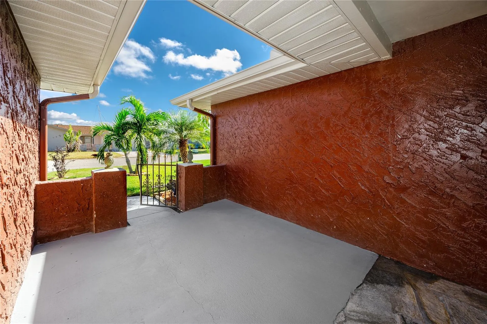 9817 San Sierra Way Port Richey FL 34668