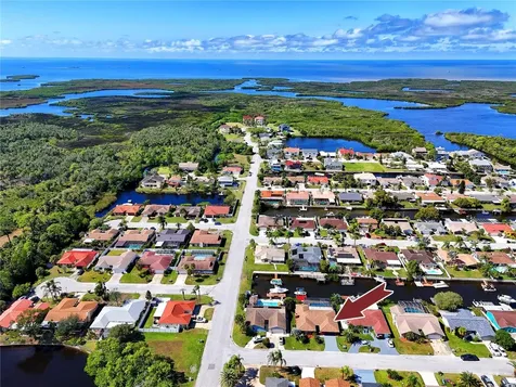 9817 San Sierra Way Port Richey FL 34668