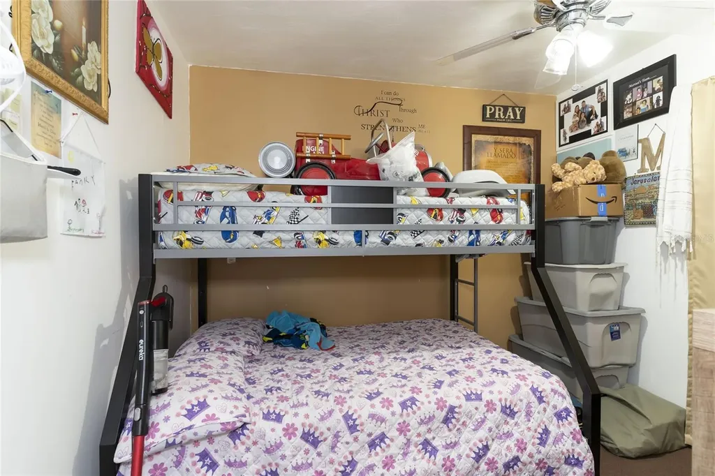 1802 E Knollwood Street Tampa FL 33610