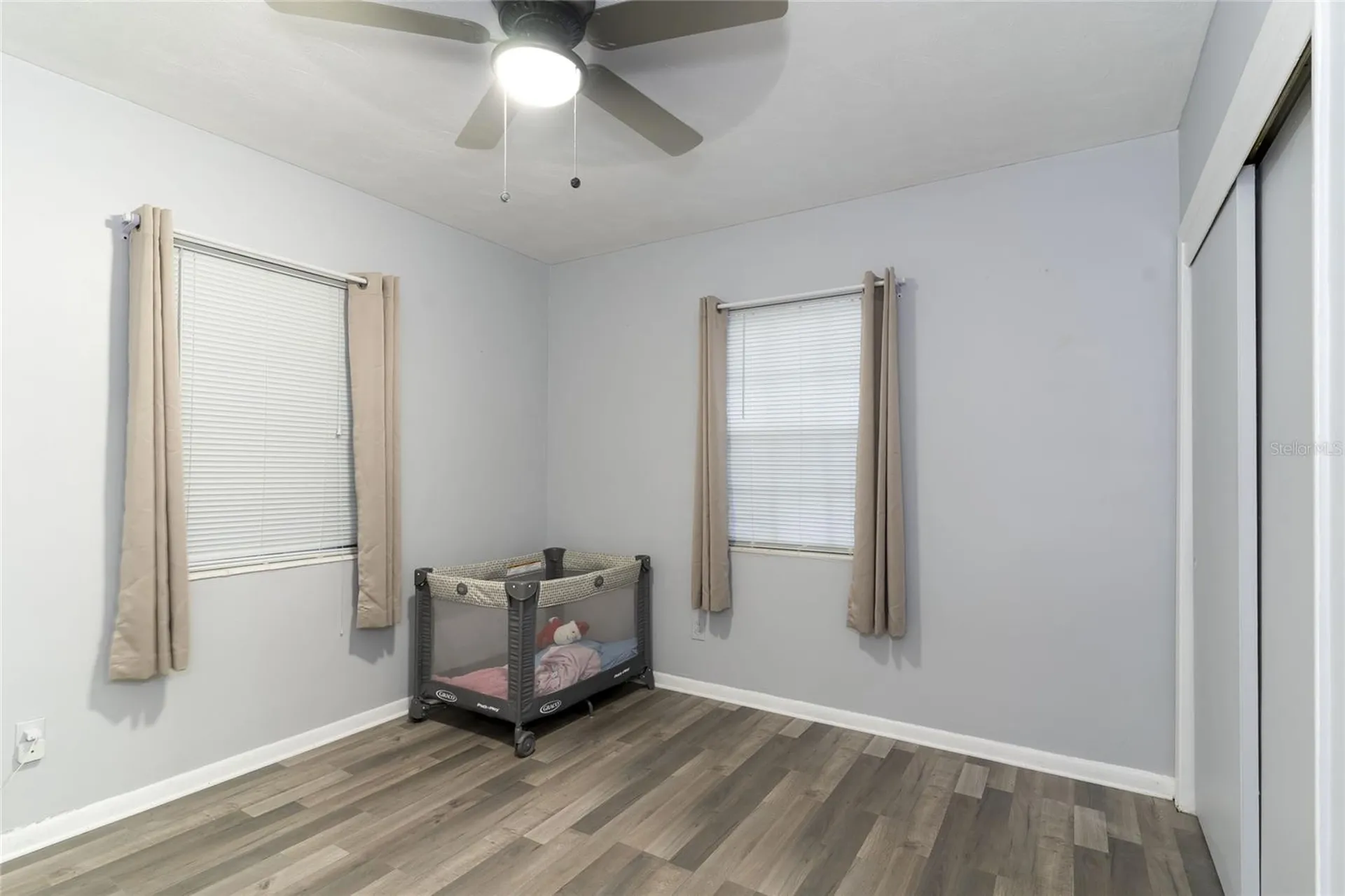 1802 E Knollwood Street Tampa FL 33610