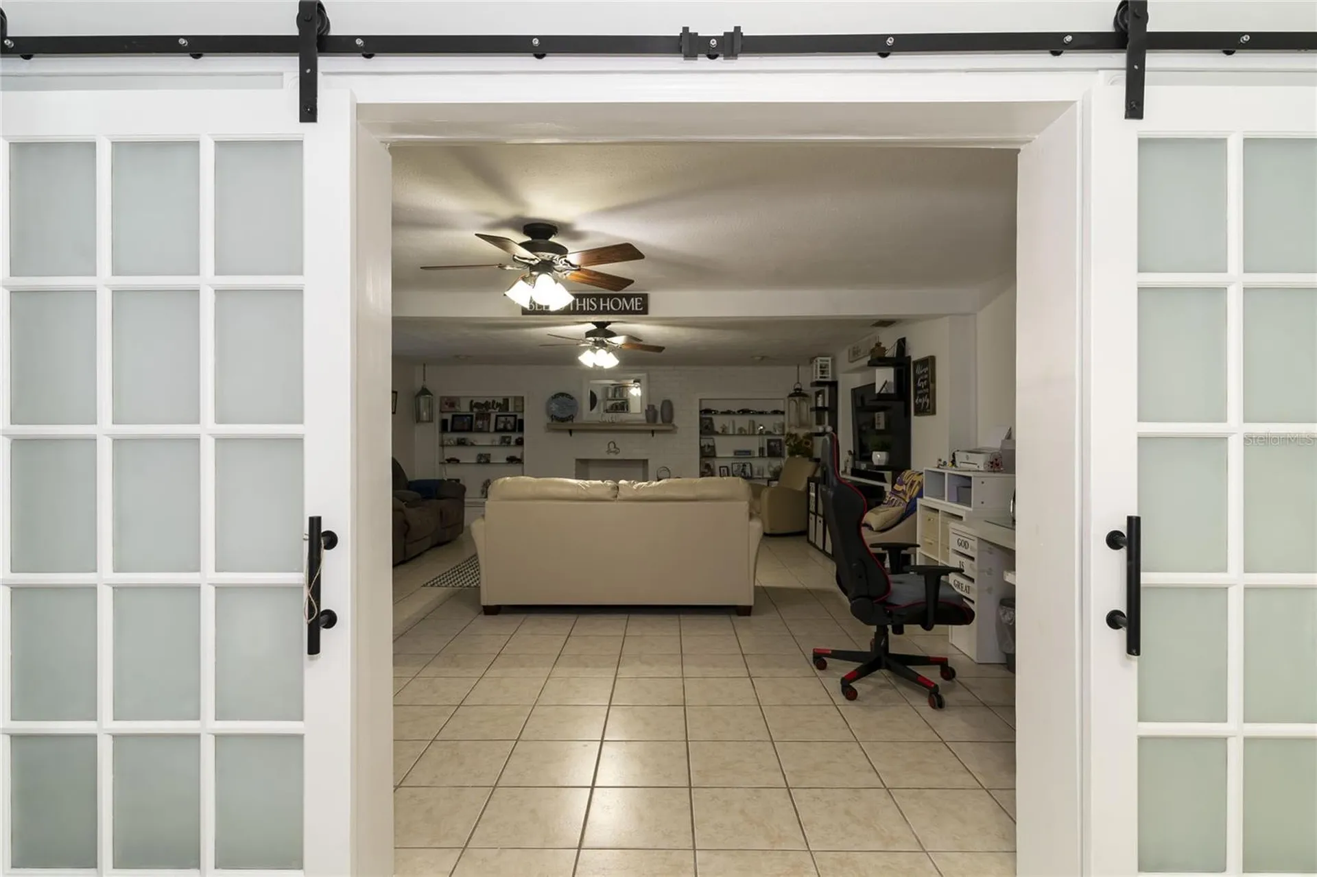 1802 E Knollwood Street Tampa FL 33610