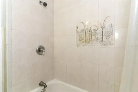 1802 E Knollwood Street Tampa FL 33610