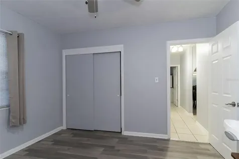 1802 E Knollwood Street Tampa FL 33610
