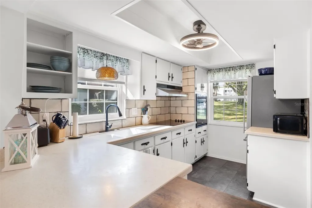 200 Glennes Lane Dunedin FL 34698