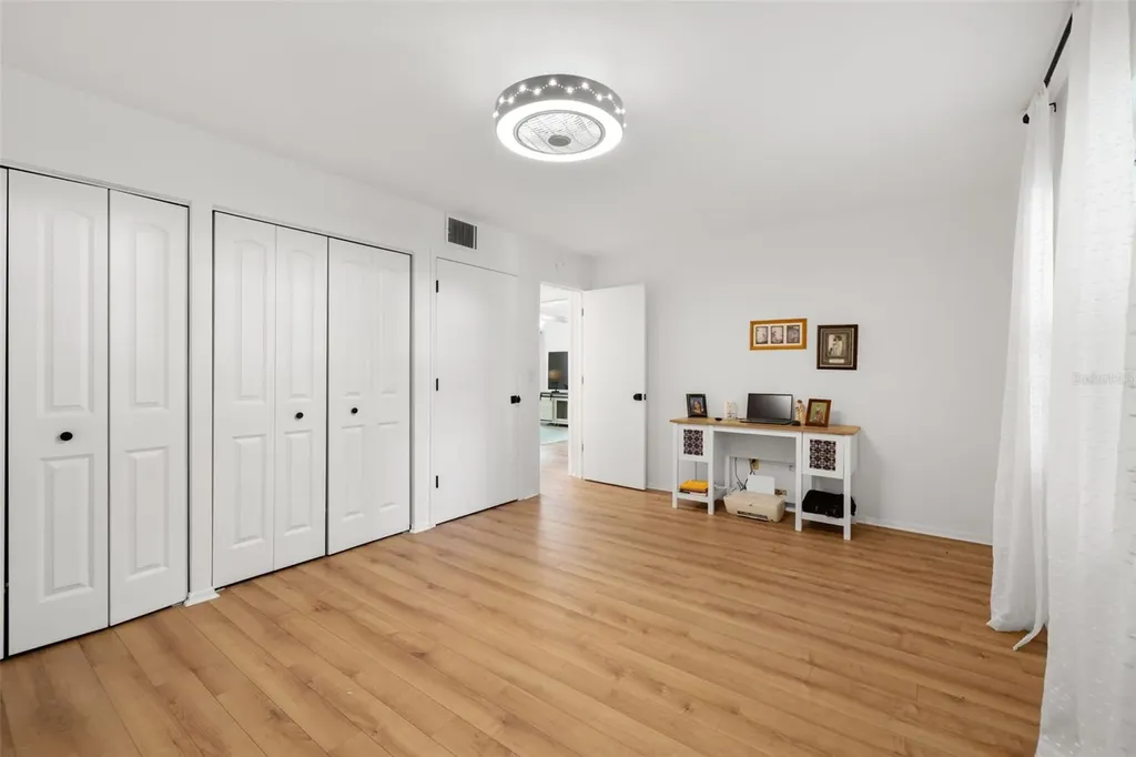 200 Glennes Lane Dunedin FL 34698