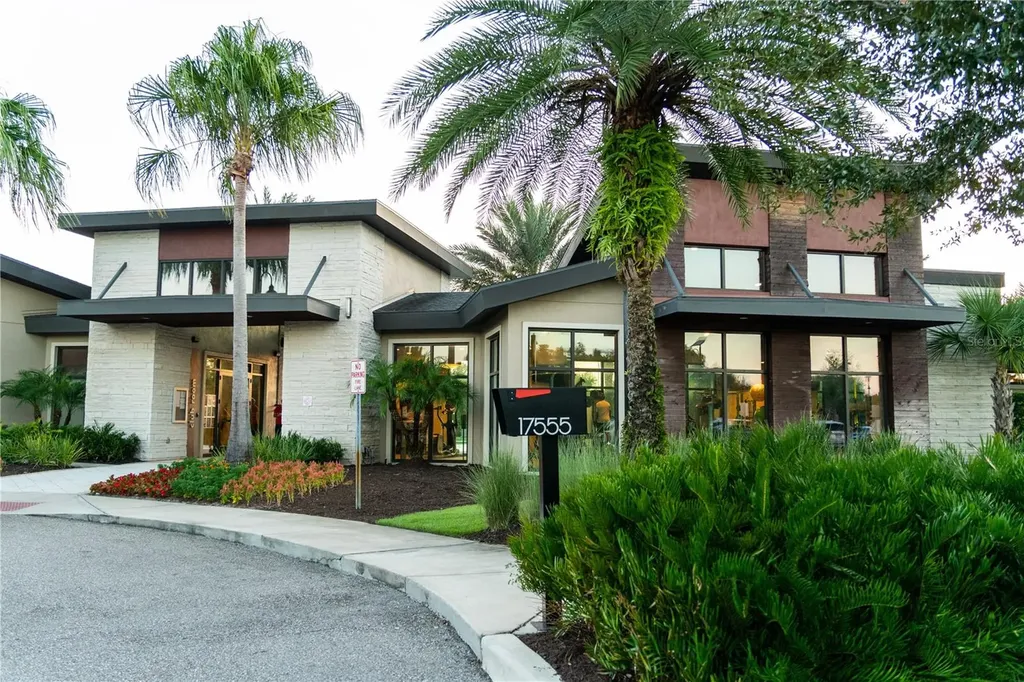 2377 Palm Park Loop Clermont FL 34714