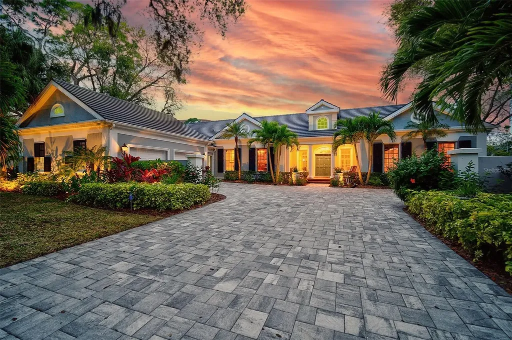 325 Osprey Point Drive Osprey FL 34229