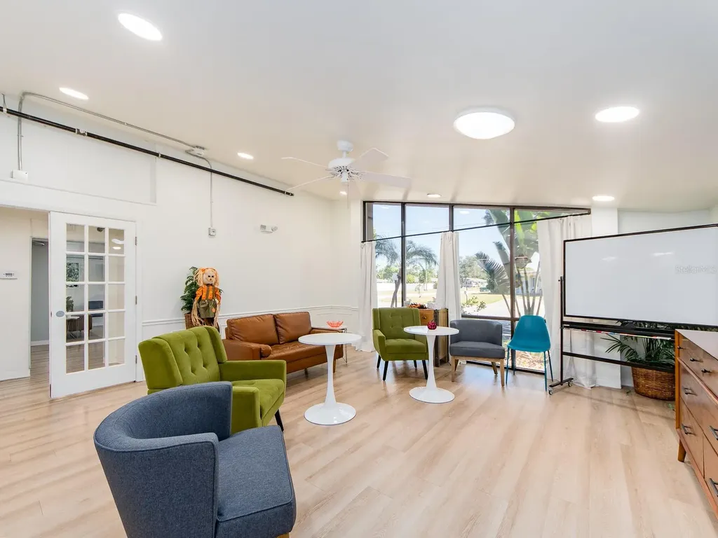 300 S Saturn Avenue Clearwater FL 33755