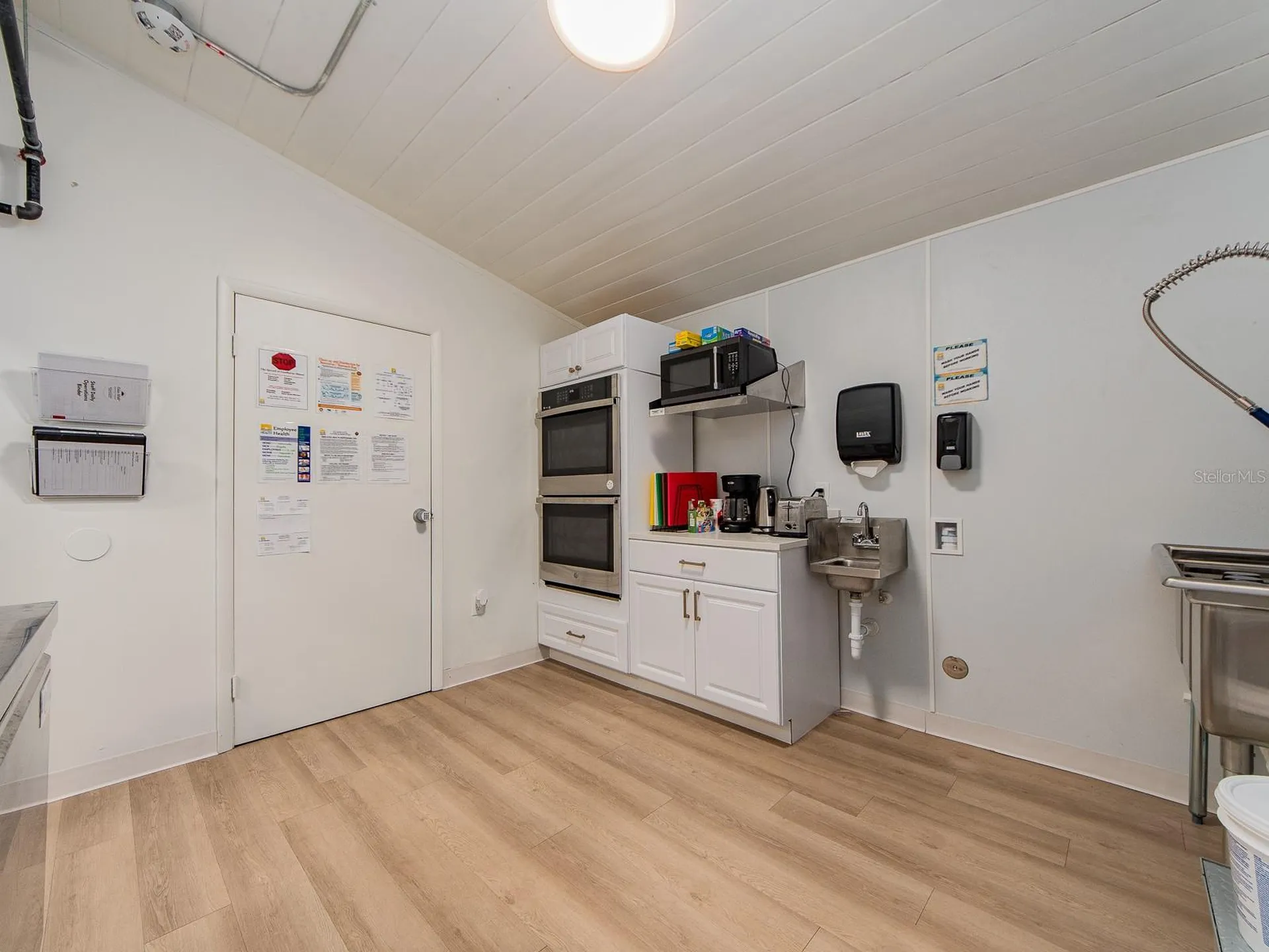 300 S Saturn Avenue Clearwater FL 33755