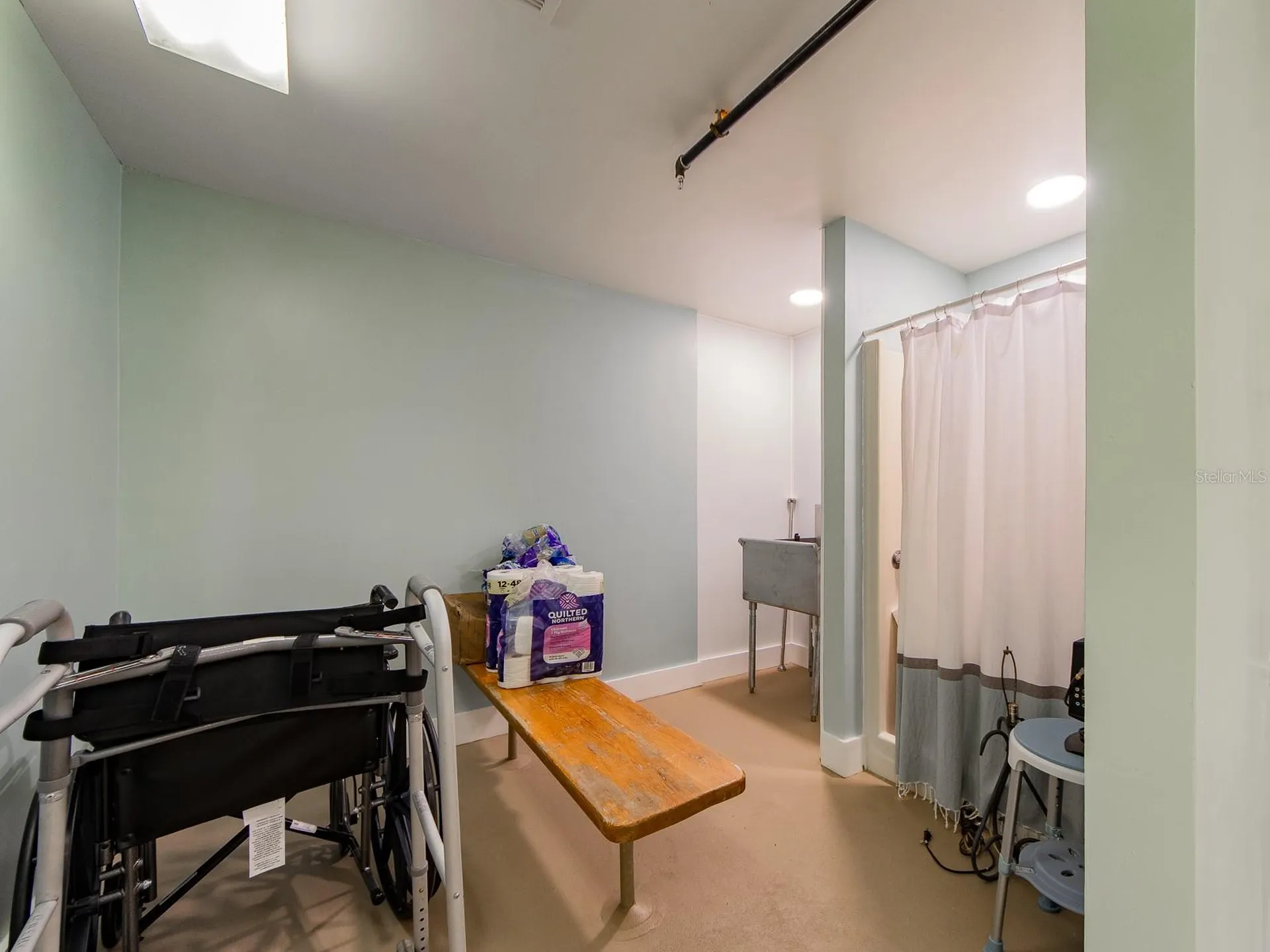 300 S Saturn Avenue Clearwater FL 33755