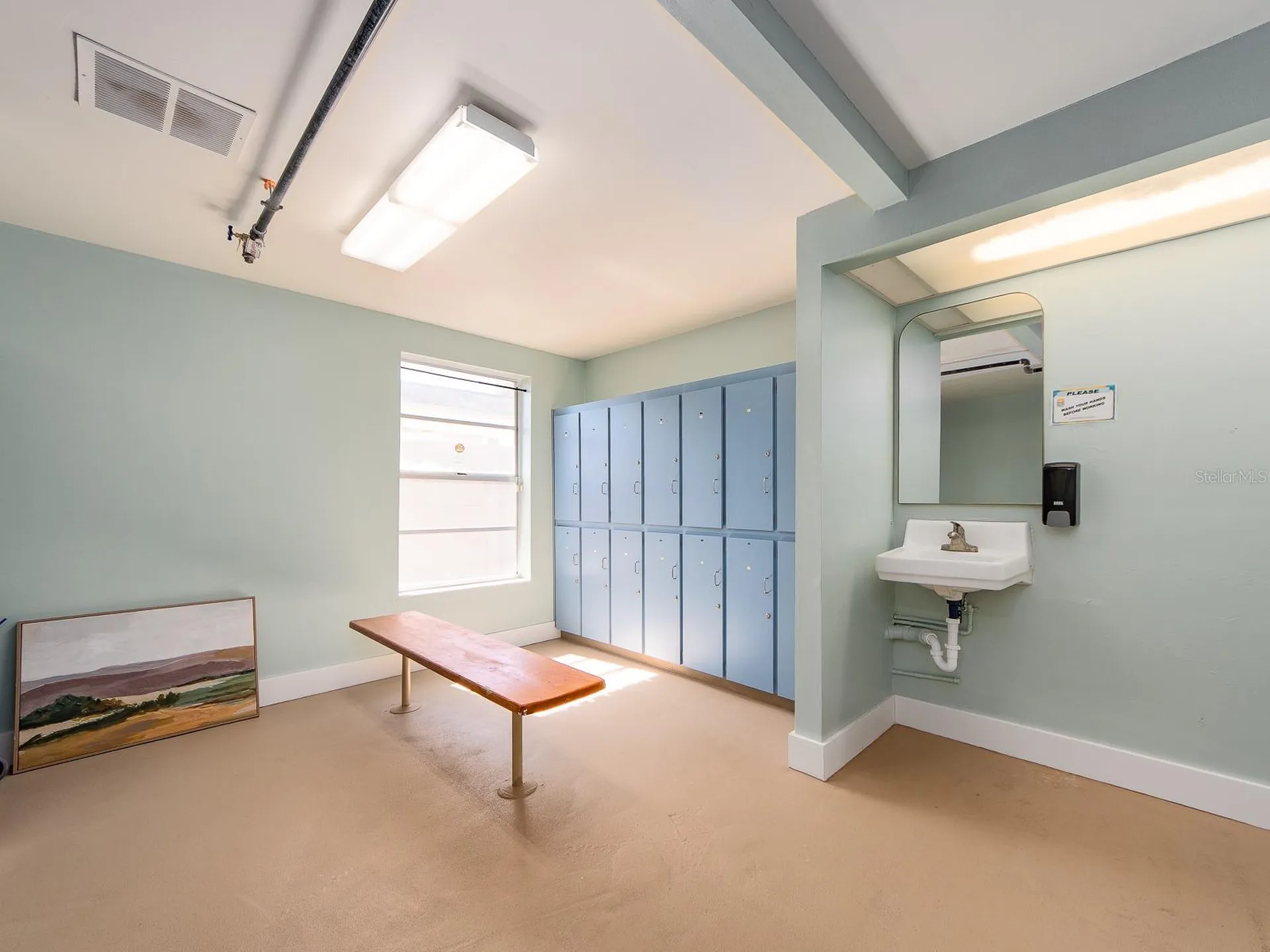 300 S Saturn Avenue Clearwater FL 33755