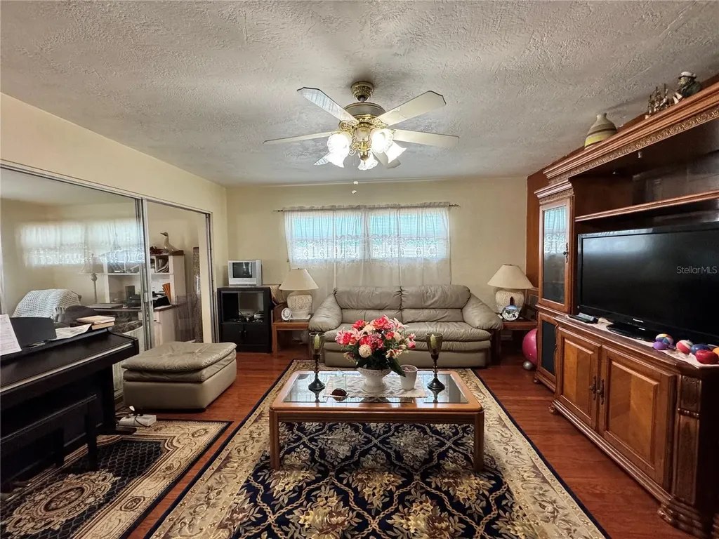 5210 Jersey Avenue S Gulfport FL 33707