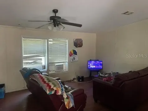 204 Herbert Street Auburndale FL 33823
