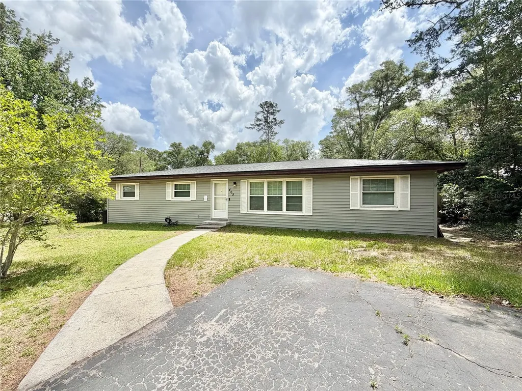 405 NW 123rd Street Newberry FL 32669