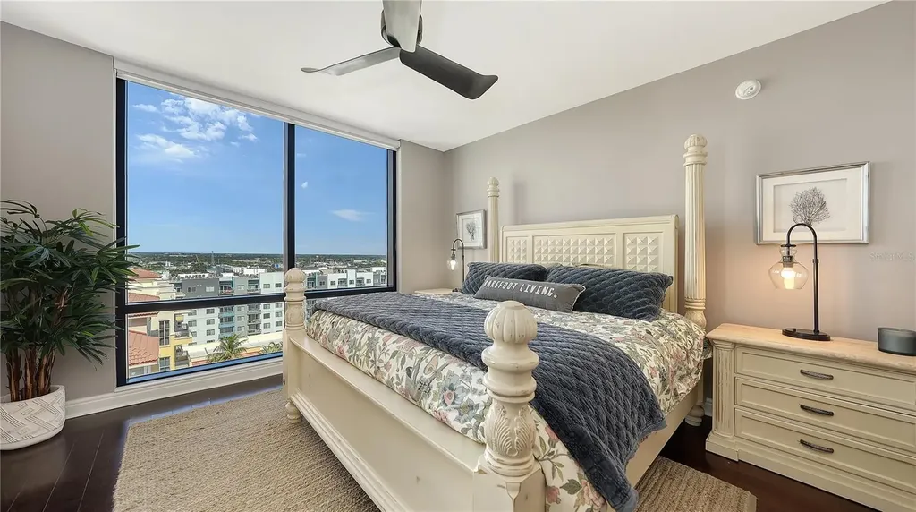 50 Central Avenue Sarasota FL 34236