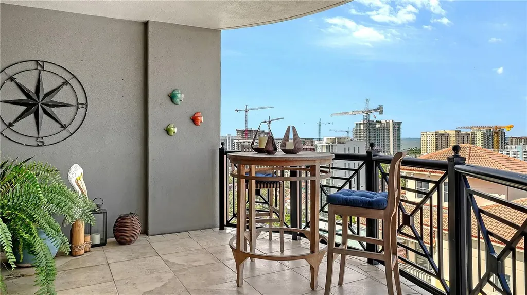 50 Central Avenue Sarasota FL 34236