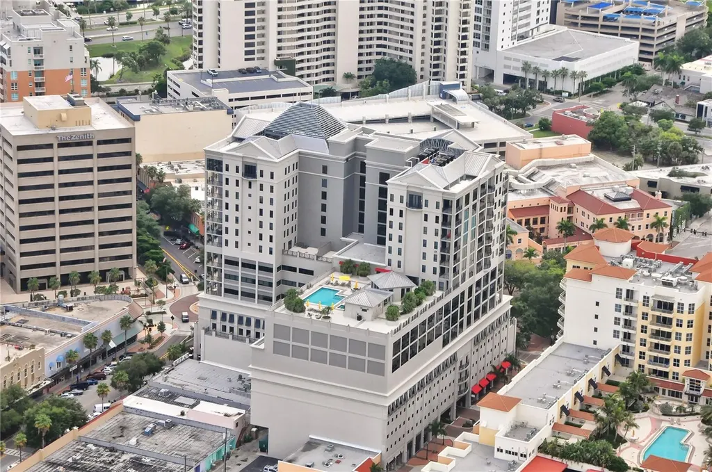 50 Central Avenue Sarasota FL 34236