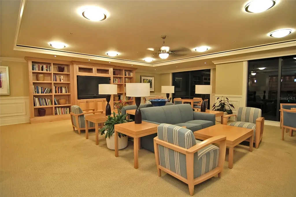 50 Central Avenue Sarasota FL 34236