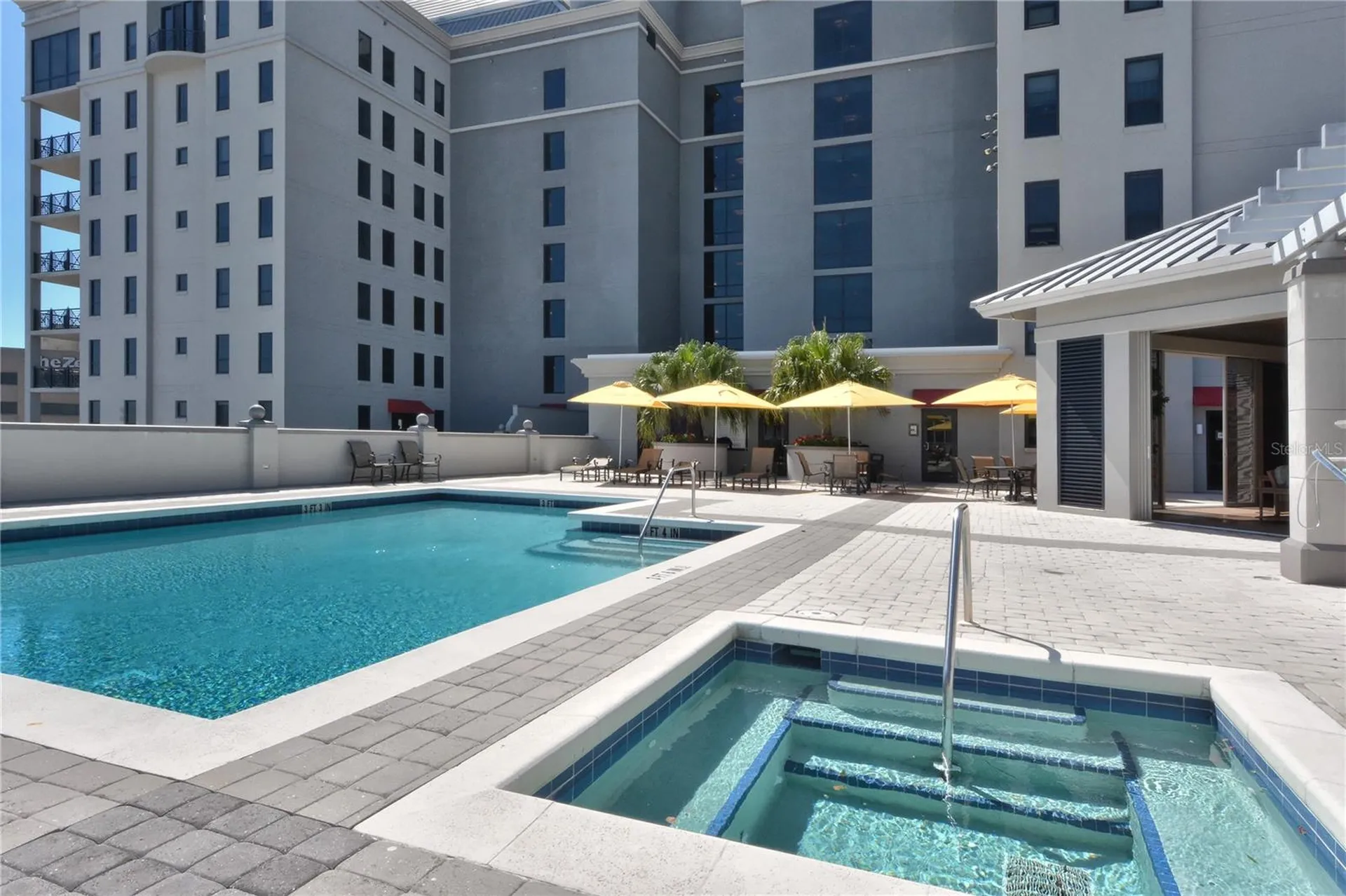 50 Central Avenue Sarasota FL 34236