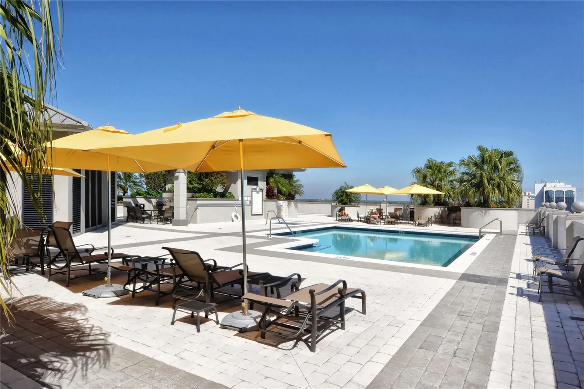 50 Central Avenue Sarasota FL 34236