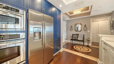 50 Central Avenue Sarasota FL 34236