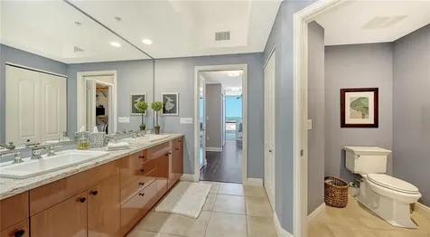 50 Central Avenue Sarasota FL 34236