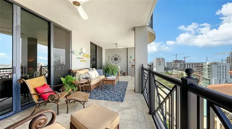 50 Central Avenue Sarasota FL 34236