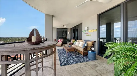 50 Central Avenue Sarasota FL 34236