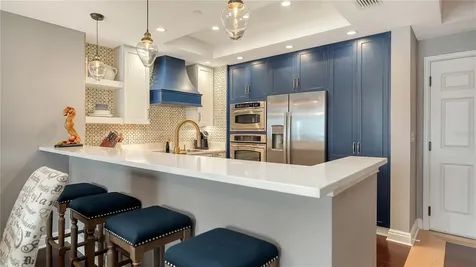 50 Central Avenue Sarasota FL 34236