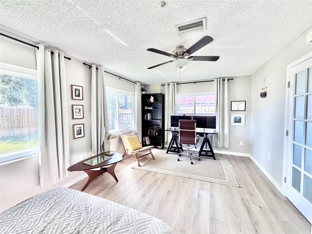 4033 13th Avenue W Bradenton FL 34205