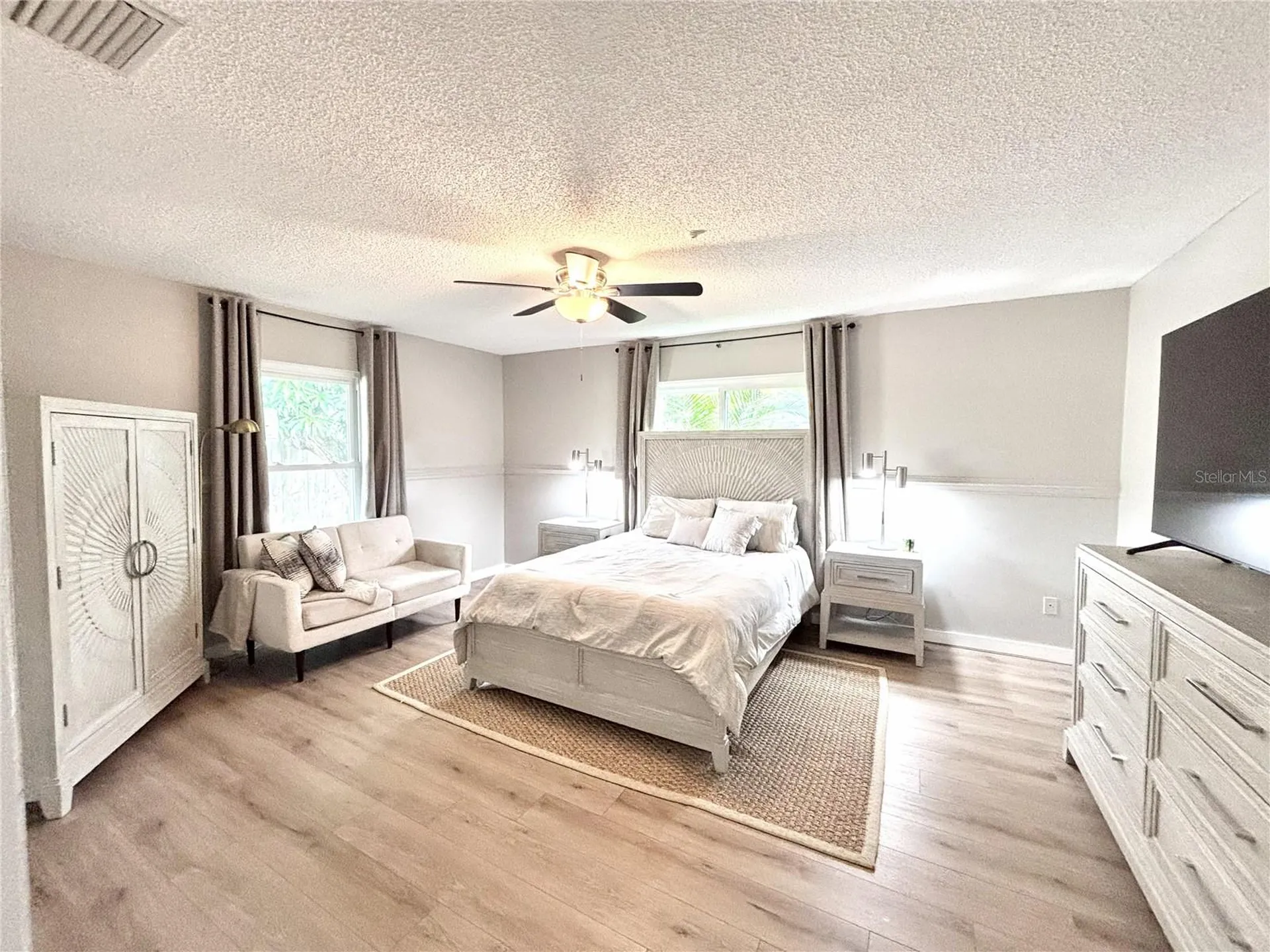4033 13th Avenue W Bradenton FL 34205