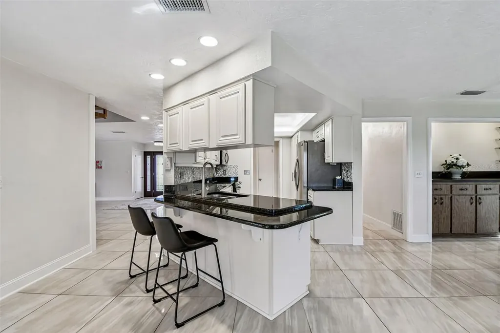 10073 S Yacht Club Drive Treasure Island FL 33706