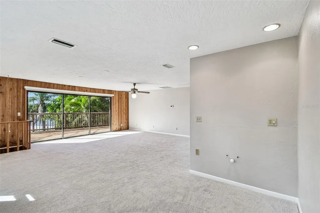 10073 S Yacht Club Drive Treasure Island FL 33706