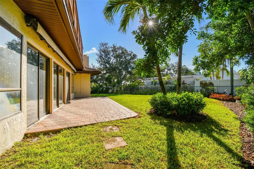 10073 S Yacht Club Drive Treasure Island FL 33706