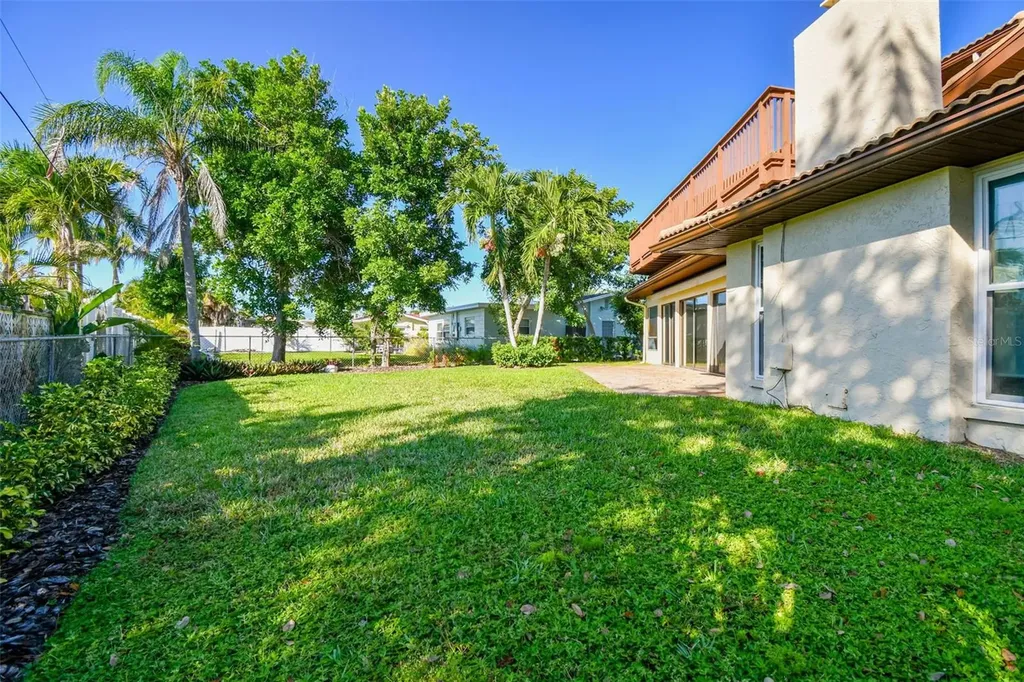 10073 S Yacht Club Drive Treasure Island FL 33706